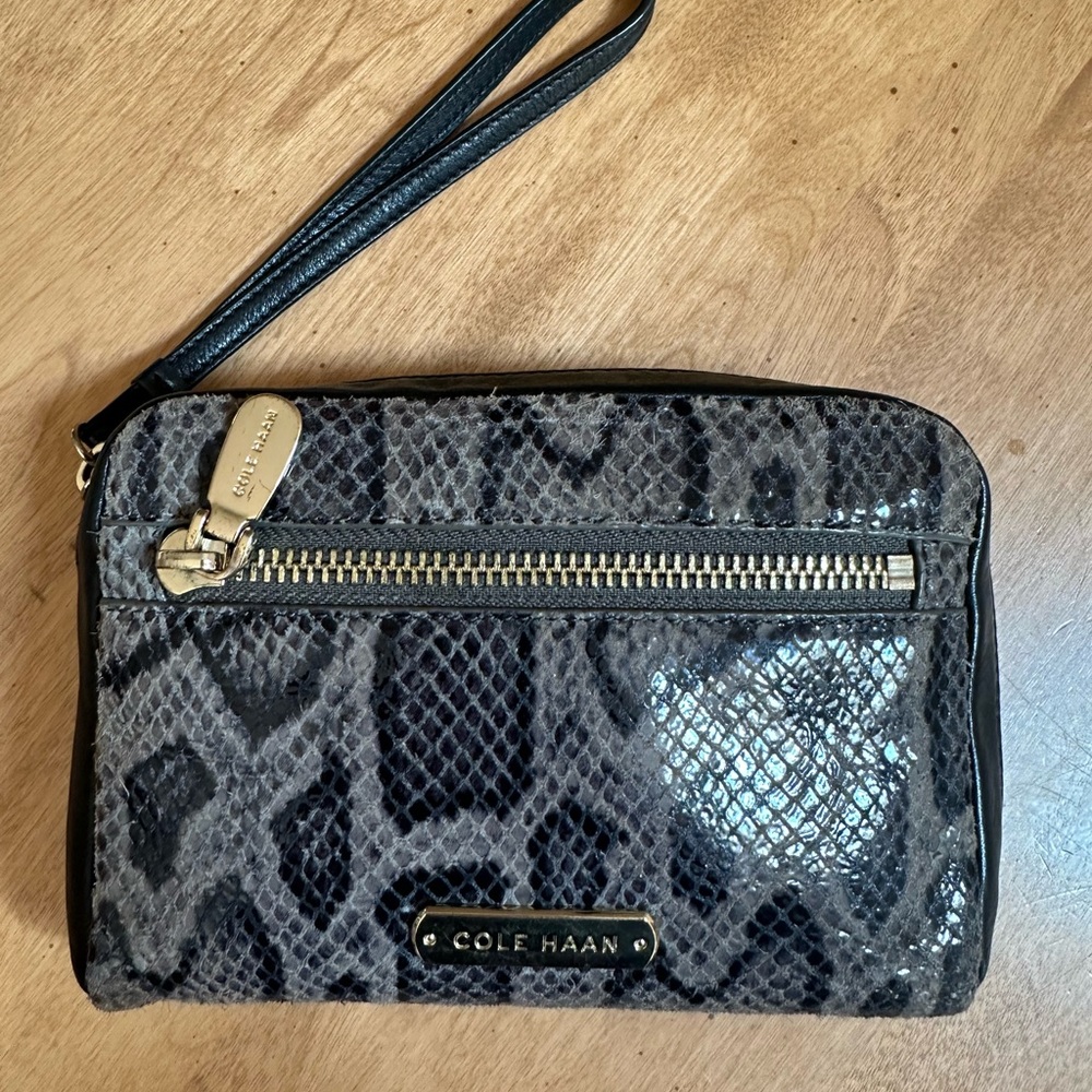 Cole Haan wristlet - gray leather snakeskin pattern. Like new!